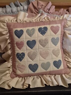 Set Of 3 Heart Patchwork Decorative Throw Pillow in Blue and Pink